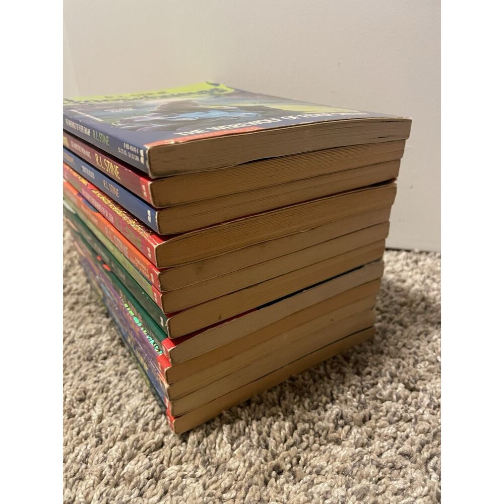 Goosebumps Books Lot Of 12 by R.L. Stine Mixed Editions 1990s Paperback VTG - Picture 9 of 12